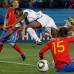 AP - Los hondureños apenas inquietaron el arco de Iker Casillas y su repliegue atrás no le funcionó como a Suiza en su inesperada victoria 1-0 ante una de las selecciones favoritas para llevarse el trofeo en el Mundial de Sudáfrica.