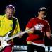 Reuters - Red Hot Chili Peppers, consiguió dar sabor y justificar una programación que ha sido criticada por aburrida y a la que le faltó algo más de ese picante.
