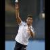 Reuters - El jugador de f&#250;tbol Cristiano Ronaldo lanza la primera bola antes del juego de b&#233;isbol entre los Yanquis de Nueva York y los Dodgers de Los &#193;ngeles.