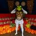 REUTERS - Onam es un festival anual hind&#250; celebrado en Kerala, India, dedicado a la cosecha y que se realiza durante el mes de Chingam (Agosto-Septiembre). Una de sus festividades es el Pulikali o la danza del tigre. Los bailarines, entre ellos algunos ni&#241;os, pintan sus cuerpos con la imagen del felino m&#225;s grande del mundo, en una expresi&#243;n cultural que gira en torno al tema de la caza del animal.