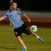 Reuters - Otro jugador que convoca es el español Andrés Iniesta, eje de la Roja en el duelo semifinal del jueves ante Italia.