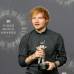 Reuters - Ed Sheeran recibi&#243; el galard&#243;n de mejor video masculino, superando a Pharrell, Eminem, John Legend y Sam Smith.