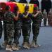 Reuters - El sargento Manuel Argudin, de 34 a&#241;os, y la soldado Niyireth Pineda, colombiana de 31 a&#241;os, fallecieron el domingo al estallar una bomba al paso del veh&#237;culo blindado Lince en el que viajaban.