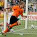 AP - Dirk Kuyt puso cifras definitivas a los 85 minutos tras empujar al fondo una pelota que hab&#237;a rebotado en el poste tras un remate de Eljero Elia.