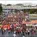 AFP - Los manifestantes se quejan por una ley en el Congreso que amenaza con reducir el tama&#241;o de algunas reservas para los grupos ind&#237;genas. Se les unieron otros peque&#241;os grupos que protestan contra el Mundial y por el gasto millonario en la preparaci&#243;n del evento del pr&#243;ximo mes.