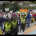 ESTEBAN VANEGAS - Las centrales obreras y grupos estudiantiles de las universidades Nacional y de Antioquia marcharon este 1 de mayo por las calles de Medell&#237;n, exigiendo garant&#237;as laborales al Gobierno Nacional. Al final de la movilizaci&#243;n se presentaron algunos enfrentamientos entre varios manifestantes y agentes de la Polic&#237;a.