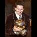 AP - Lionel Messi obtuvo su tercer Bal&#243;n de Oro consecutivo, algo que solo hab&#237;a logrado hasta ahora el actual presidente de la Uefa, el franc&#233;s Michel Platini.