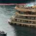 Reuters - El responsable de la Protección Civil italiana, Franco Gabrielli, confirmó que el barco no se moverá de Giglio hasta la primavera y que aún siguen buscando un puerto, no demasiado lejano, capaz de acoger el enorme crucero para su desguace.
