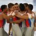 Juan Antonio S&#225;nchez - El equipo colombiano celebra con su l&#237;der Jorge Hugo Giraldo. La juventud de la mayor&#237;a genera optimismo.