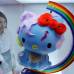 Reuters - En la Casa de Hello Kitty, ubicada en Tokio, Japón, se exhiben muñecas de la popular gata que serán subastadas para recoger fondos destinados a los damnificados del terremoto y posterior tsunami.