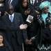 Reuters - El presidente de Zimbabwe Robert Mugabe y su esposa asistieron a la misa