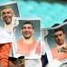 AFP - Las laminas del Mundial sirven de disfraz en las tribunas de los estadios.