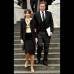 Reuters - Primer ministro británico Cameron y su esposa salen después del funeral de Margaret Thatcher.