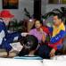 Reuters - En otra de las fotos, Ch&#225;vez y Fidel aparecen charlando con Mar&#237;a Gabriela, la hija del mandatario venezolano.