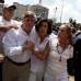 AP - Los padres del l&#237;der opositor Leopoldo L&#243;pez, su padre del mismo nombre, a la izquierda, su madre Antonieta Mendoza, al centro, y su esposa Lilian Tintori, derecha, lo acompa&#241;aron hasta que fue detenido por la Guardia Nacional Bolivariana.