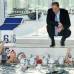 Reuters - El príncipe Guillermo interrumpe por un momento la clase de natación de los alumnos de la Academia Católica de San José al norte de Ingleterra para entregar un mensaje positivo a los jóvenes.