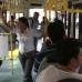 - Cada autob&#250;s cuenta con una funcionaria que le resuelve dudas a los pasajeros.