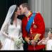 Reuters - El pr&#237;ncipe Guillermo y Catalina, duquesa de Cambridge, se dieron un ba&#241;o de multitudes en una boda marcada por el patriotismo y la emoci&#243;n tras una ceremonia en la abad&#237;a de Westminster, que luci&#243; un decorado espectacular.