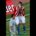 Reuters - El empuje paraguayo pudo m&#225;s que el juego pulido brasile&#241;o en el complemento, en que Estigarribia le sirvi&#243; un bal&#243;n a Santa Cruz, que se col&#243; entre los dos centrales y anot&#243; desde cerca. Fue su gol n&#250;mero 25 y alcanz&#243; a Jos&#233; Saturnino Cardozo, que lideraba la tabla hist&#243;rica de Paraguay.