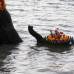 Reuters - Los tailandeses homenajearon a la diosa del agua siguiendo la milenaria tradici&#243;n, aunque en esta ocasi&#243;n las graves inundaciones que afectan a Tailandia dieron pocos motivos para festejar el Festival de &quot;Loy Kratong&quot;.