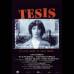 Retrospectiva Óperas Primas: Tesis - Director: Alejandro Amenábar. Sinopsis: Ángela, estudiante de cine, realiza su tesis de grado sobre la violencia audiovisual. En su investigación descubre que uno de los casos de agresión es real y ocurrió en su universidad.