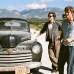 Cortes&#237;a - Es protagonizada por Garrett Hedlund, Sam Riley y Kristen Stewart.