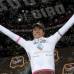 AP - Carlos &#39;Bananito&#39; Betancur, del Ag2r, logr&#243; recuperar la malla blanca como mejor pedalista joven del Giro, al cruzar este s&#225;bado la meta en el cuarto lugar y consiguir 41 segundos de ventaja sobre el polaco Rafal Majka y la quinta posici&#243;n en las generales.