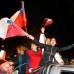 REUTERS - El rescate de los mineros fue celebrado en todo Chile, donde la gente salió a las calles en alegres caravanas.