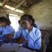 Reuters - Manjura intenta llevar una vida normal en el colegio.