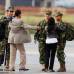 Reuters - En Bogot&#225;, el infante L&#243;pez se reencontr&#243; con su madre, su esposa &#201;rica y su ni&#241;o que no sobrepasa el a&#241;o de edad.