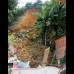Esteban Vanegas - El fuerte aguacero que cay&#243; sobre Medell&#237;n en las &#250;ltimas horas, ya deja sus primeras consecuencias, especialmente en la Comuna 13.