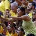 Reuters - La belleza de las garotas se vio en las graderías del recién remodelado escenario deportivo.