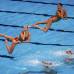 Reuters - El equipo de Ucrania realiza su presentación en nado sincronizado, en el Campeonato Mundial de Natación en el estadio de Sant Jordi en Barcelona.