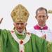 Reuters - En el Bundestag, el papa alemán sorprendió con una fuerte defensa de la ecología y de los movimientos ecologistas, afirmando que éstos suponen "un grito de aire fresco, que no se puede ignorar", y que el hombre debe escuchar el mensaje de la naturaleza y responder de manera coherente, respetando la creación y no manipulándola a su antojo.