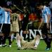 Esteban Vanegas - Las dos caras al final del partido, la alegr&#237;a de los que siguen y la tristeza de los que se van para su casa.