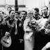 AFP - El 28 de julio de 1957, m&#250;sicos espa&#241;oles recib&#237;an a la actriz francesa a su llegada a Madrid, para el rodaje de &quot;Les bijoutiers du clair de lune &quot;(El cielo se cay&#243; esa noche), dirigida por su marido Roger Vadim.