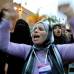 Reuters - A la plaza Tahrir han llegado mujeres de todas los estratos sociales, conservadoras y liberales.