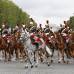 Reuters - Los caballos fueron una de las mejores atracciones, pues la belleza y el orden deslumbró a todos los que acudieron a la celebración de La Bastilla.