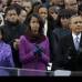 Reuters - La ceremonia de toma de juramento en el Capitolio estuvo plagada de la tradicional pompa, pero fue de menor escala si se la compara con el histórico inicio de su presidencia en el 2009.