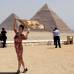 AP - El turismo en Egipto ha ca&#237;do dados los problemas pol&#237;ticos y de orden p&#250;blico que se viven en la regi&#243;n. Son pocos los turistas que visitan las famosas pir&#225;mides.