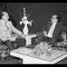 Archivo - Jorge Hern&#225;ndez en una conversaci&#243;n con Fernando Gonz&#225;lez Pacheco.