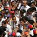 Reuters - L&#243;pez dijo a sus seguidores que no teme ir a la c&#225;rcel por defender sus creencias y el derecho constitucional a protestar pac&#237;ficamente contra el presidente Nicol&#225;s Maduro.