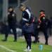 Reuters - Reinaldo Rueda admiti&#243; que hay rumores sobre su salida de la selecci&#243;n, pero considera que tendr&#225; que sentarse con los directivos y analizar lo que ha ocurrido para concretar si va a seguir o no al frente de Ecuador, aunque considera que el equipo no pas&#243; la evaluaci&#243;n de la Copa Am&#233;rica porque hubo equivocaciones.