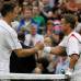 AP - El sueco Robin Soderling, quinto cabeza de serie en Wimbledon, avanz&#243; a la tercera ronda del torneo tras derrotar al australiano Lleyton Hewitt.