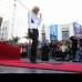 Reuters - Shakira destap&#243; su propia estrella en el emblem&#225;tico Paseo de la Fama de Hollywood.