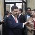 Reuters - Pardo, un pol&#237;tico liberal con amplia experiencia como ministro de Trabajo, de Defensa y consejero de paz, entre otros cargos, fue escogido por Santos para liderar la transici&#243;n en la Alcald&#237;a que puede tener cuatro ocupantes este a&#241;o.