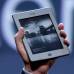 Reuters - El presidente y director general de Amazon, Jeff Bezos, revel&#243; este mi&#233;rcoles la Kindle Fire, una tableta a color de 199 d&#243;lares que competir&#225; con el iPad de Apple.