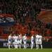 AP - Holanda llev&#243; la voz cantante gracias a las incursiones por la banda de Robin Van Persie y la acci&#243;n ofensiva de un voluntarioso Adam Maher.