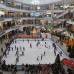 R&#243;binson S&#225;enz - La plazoleta central del centro comercial Santaf&#233; fue el lugar escogido para instalar la pista.