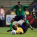 Reuters - Despu&#233;s de una primera parte pobr&#237;sima por parte de Colombia, que no tuvo ning&#250;n tipo de definici&#243;n en su juego ni peligro en sus acciones de ataque, los goles conseguidos por Te&#243;filo Guti&#233;rrez y Jackson Mart&#237;nez fue lo &#250;nico que salv&#243; al combinado tricolor en un partido para el olvido.